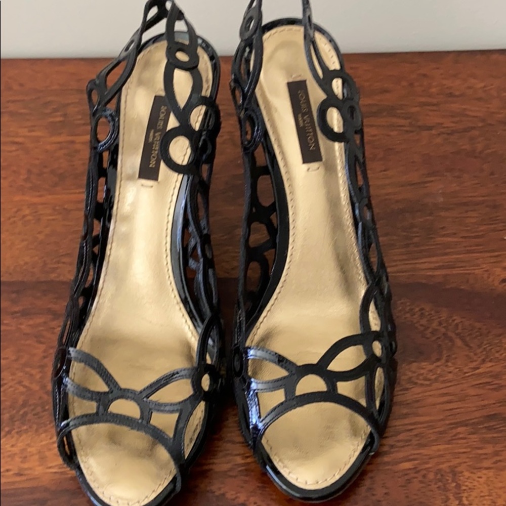 Louis Vuitton Open toe Black Patent Heels 38